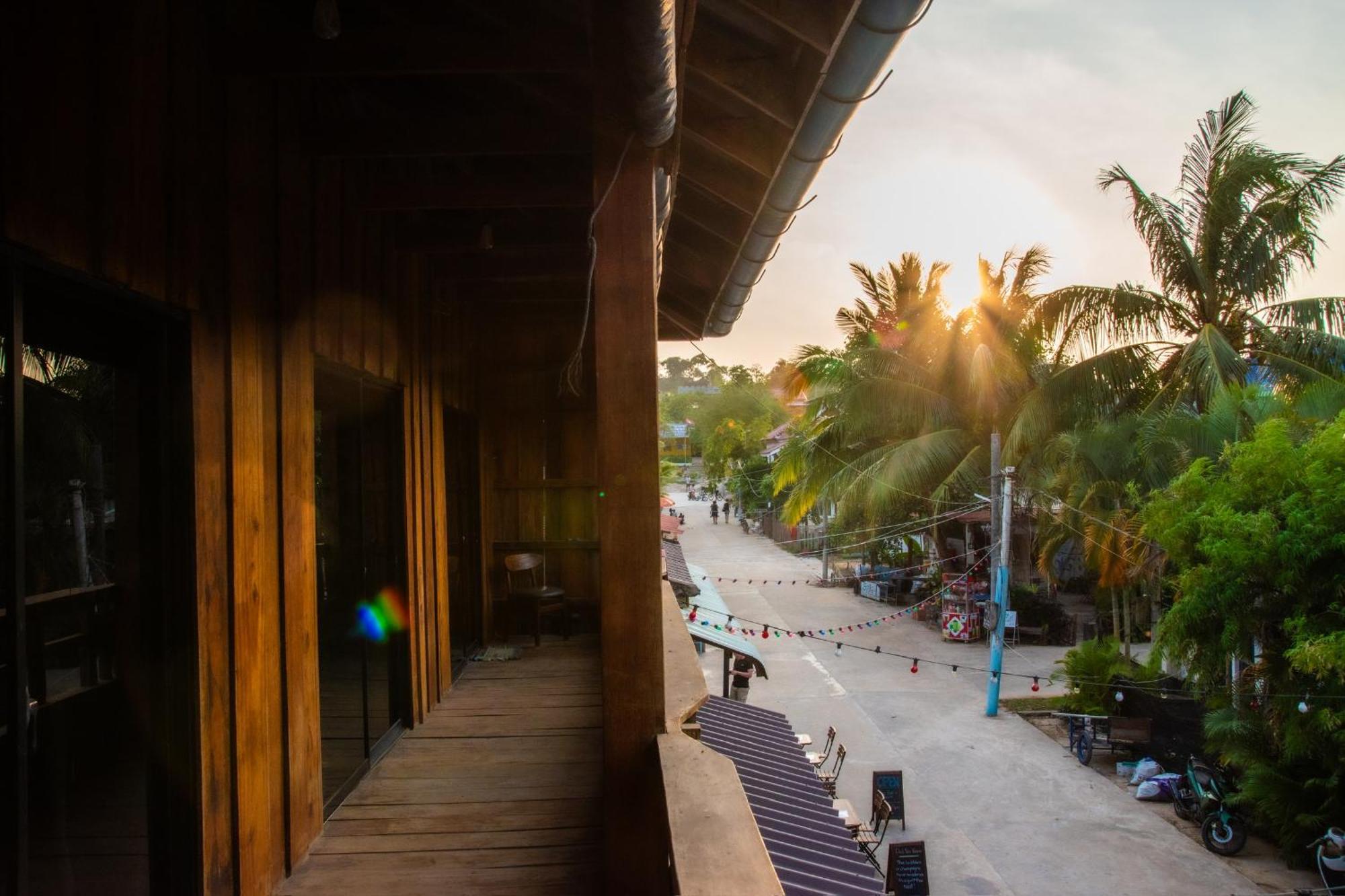 Hotel Two Ducks Koh Rong Sanloem Exterior foto